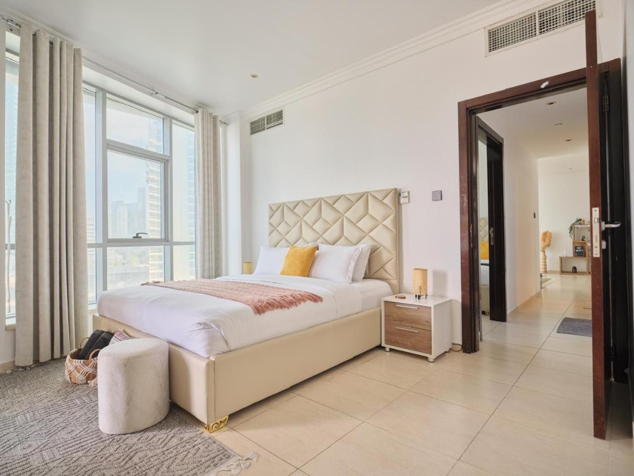 Wonderful Two Bed Room With Full Marina View Dubaj Kültér fotó
